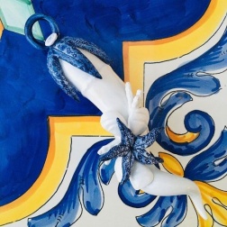 Bomboniera laurea corno Capodimonte stella marina blu