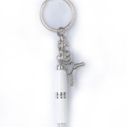 Penna portachiavi bianca con ballerina solidale