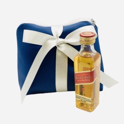 Bomboniera compleanno scotch whisky con borsello ecopelle blu