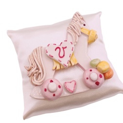 Bomboniera battesimo cavallo a dondolo ceramica rosa cuscino